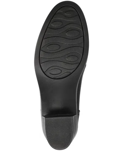 Easy Street Lavelle Women's Comfort Block-heel Slip-on Shooties