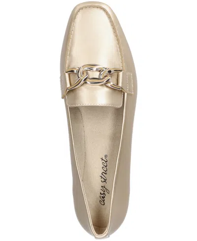 Easy Street Women's Femi Square-toe Slip-on Flats