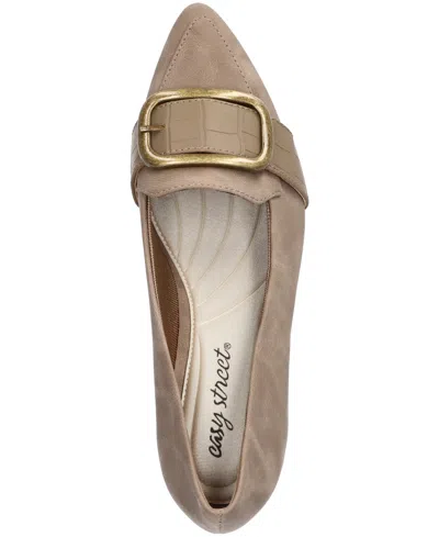 Easy Street Amber Pointed Toe Pump
