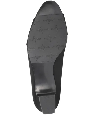 Easy Street Women's Lyanna Block-heel Slip-on Pumps