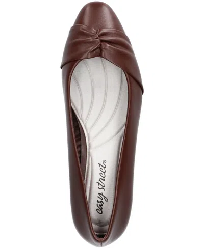 Easy Street Women's Lyanna Block-heel Slip-on Pumps