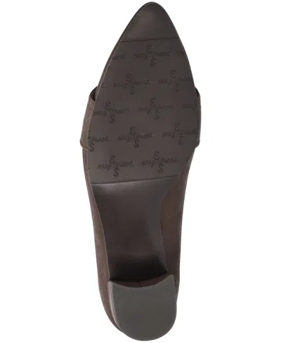 Easy Street Amber Pointed Toe Pump In Brown