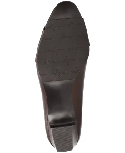 Easy Street Women's Lyanna Block-heel Slip-on Pumps