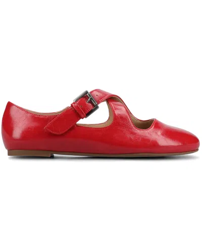 Journee Collection Women's Ivanna Almond Toe Mary Jane Flats
