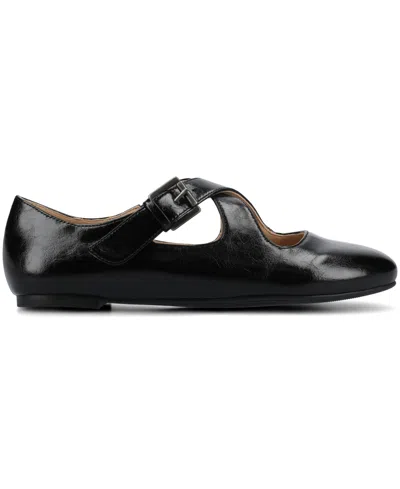 Journee Collection Women's Ivanna Almond Toe Mary Jane Flats