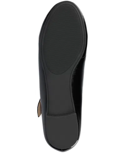Journee Collection Women's Ivanna Almond Toe Mary Jane Flats