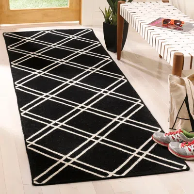 Safavieh Dhurries Hand Made Area Rug, Black / Ivory Contemporary Style Non Shedding In Black