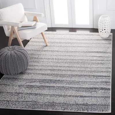 Safavieh Carnegie Machine Made Area Rug, Ivory / Grey Contemporary Style Easy Care In Gray