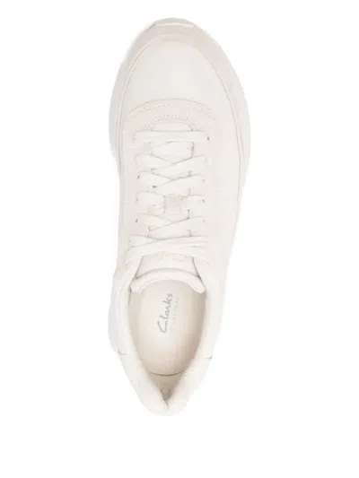 Clarks Craft Pace Sneakers In White