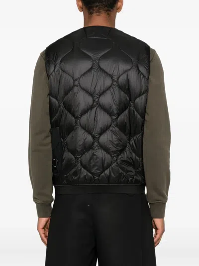 C.p. Company D.d. Shell Quilted Panelled Gilet In Black