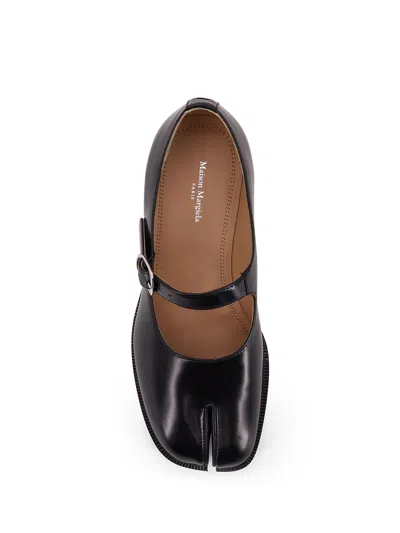 Maison Margiela Tabi Leather Mary Jane In Black