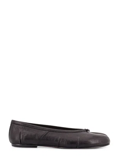 Maison Margiela Black Leather Tabi Ballerinas With Signature Detailing In Black