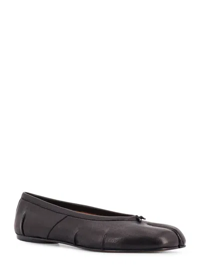 Maison Margiela Black Leather Tabi Ballerinas With Signature Detailing In Black