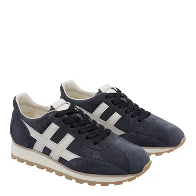 Hogan Low-top Sneakers Round Toeline In Blue