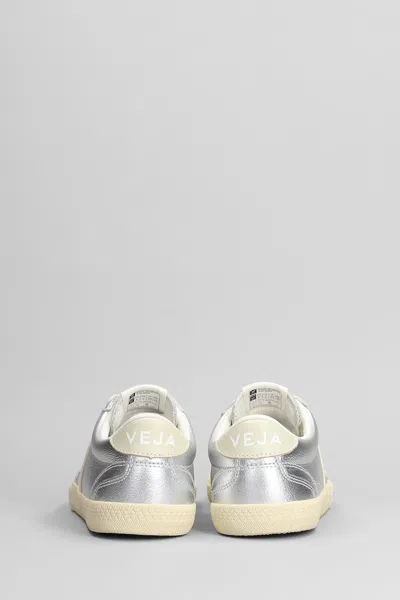 Veja Low-top Metallic Finish Rubber Sole Sneaker