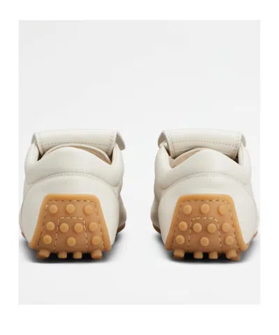 Tod's Round Toe Low-top Casual Shoes