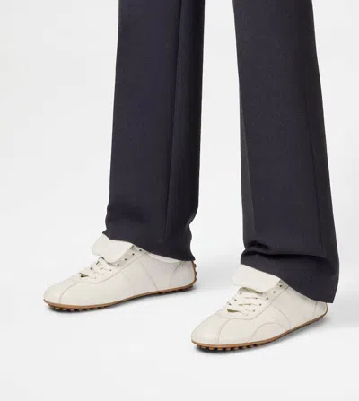 Tod's Round Toe Low-top Casual Shoes
