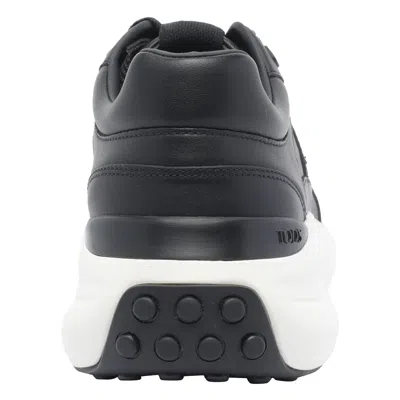 Tod's Round Toe Sneakers