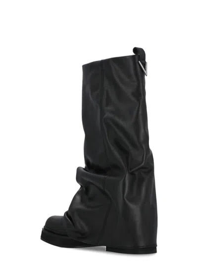 Attico 'robin' Black Boots With Square Toe And Logo Plaque On The Rear