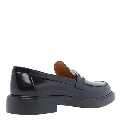 Tod's Flat Shoes