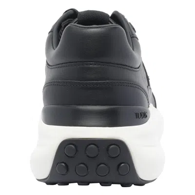 Tod's Round Toe Sneakers
