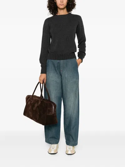 Aragona Round-neck Cashmere Sweater In Black