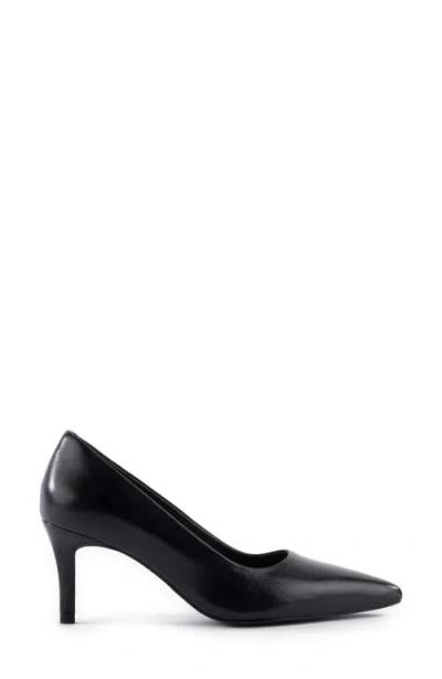 Seychelles Motive Pointed Toe Pump