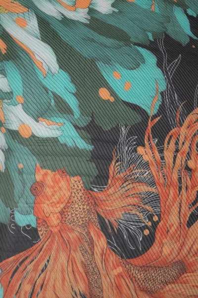 Saachi Women's Green Koi Pond Pleated Scarf