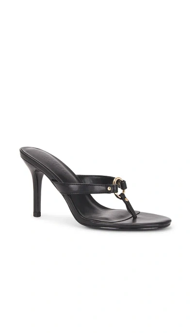 Femme La Akio Sandal In Black