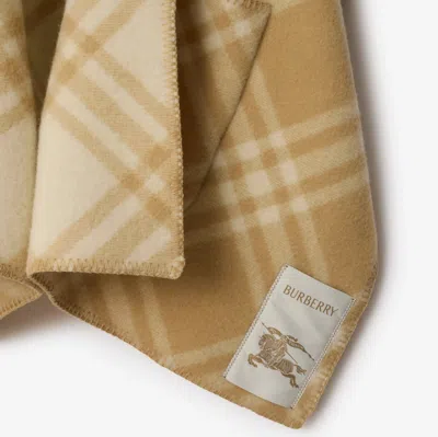 Burberry Reversible Check Wool Cape In Neutral