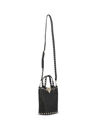 Valentino Garavani Rockstud Crossbody Pouch In Grainy Calfskin Woman Black Uni In Black