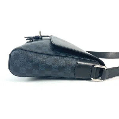 Pre-owned Louis Vuitton Navy Canvas Pochette Shoulder Bag ()