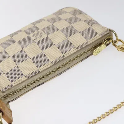 Pre-owned Louis Vuitton Pochette Accessoire White Canvas Clutch Bag ()