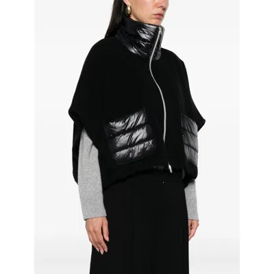 Herno Resort Short-sleeve Poncho In Black
