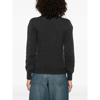 Aragona Round-neck Cashmere Sweater In Black