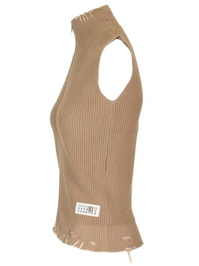 Mm6 Maison Margiela Distressed Vest Jackets Beige