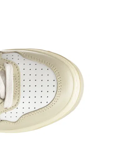 Autry Medalist Low Sneakers Beige