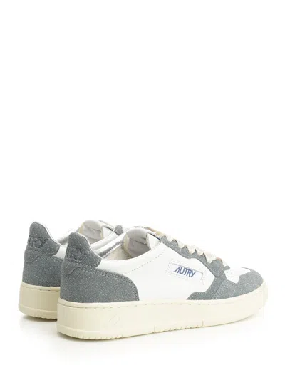 Autry Medalist Low Sneakers Light Blue