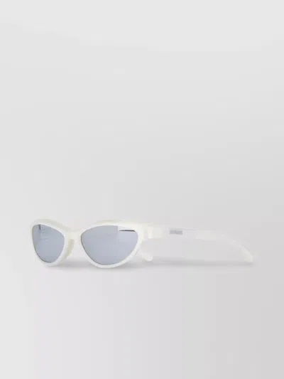 Jacquemus Curvo Cat Eye Sunglasses With Silver Lenses In White