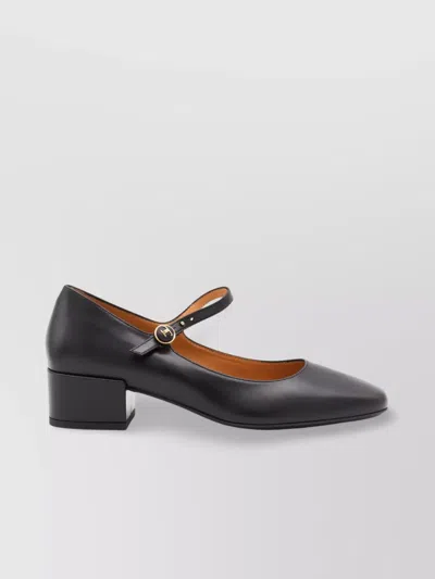 Tod's Chunky Heel Pump Round Toe