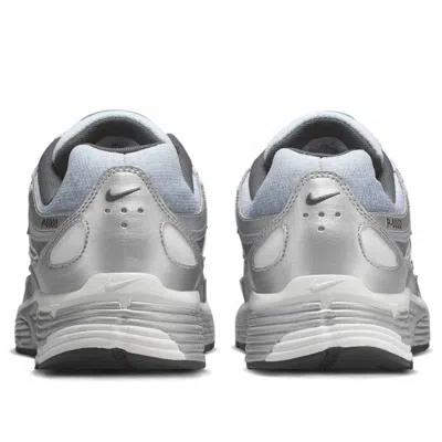 Nike P-6000 Sneaker In Silver