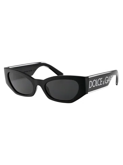 Dolce & Gabbana Black Injected Sunglasses In Black