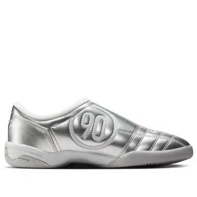 Nike Total 90 Sneakers
