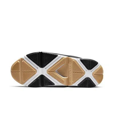 Nike (wmns)  Go Flyease 'black Gum' In Multi