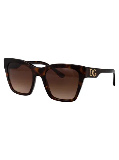 Dolce & Gabbana Squared Sunglasses 0 Dg4384 502/13 In Black