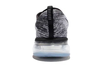 Nike Flyknit Max 'oreo'