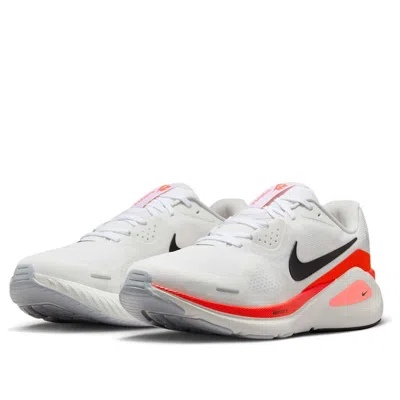 Nike Structure 26 Running Shoe In Multi