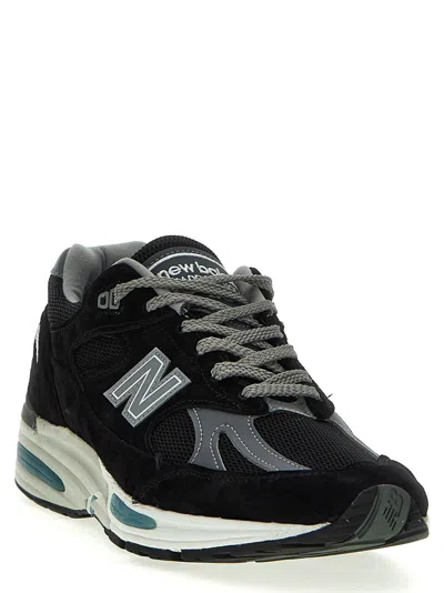 New Balance 991v2 Suede Low-top Sneakers
