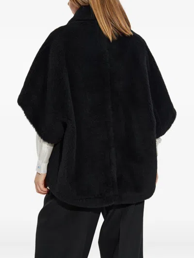 Max Mara Relaxed Black Coat With Plush Texture And Wide Collar