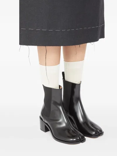Maison Margiela Tabi City Leather Split-toe Chelsea Boots In Black